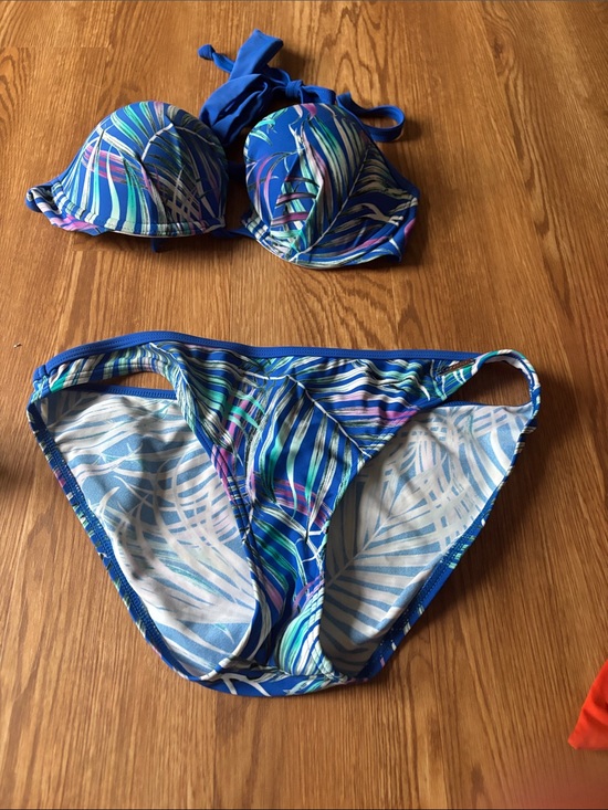 VENUS Other - VENUS Blue Green Tropical Leaf Bikini Set